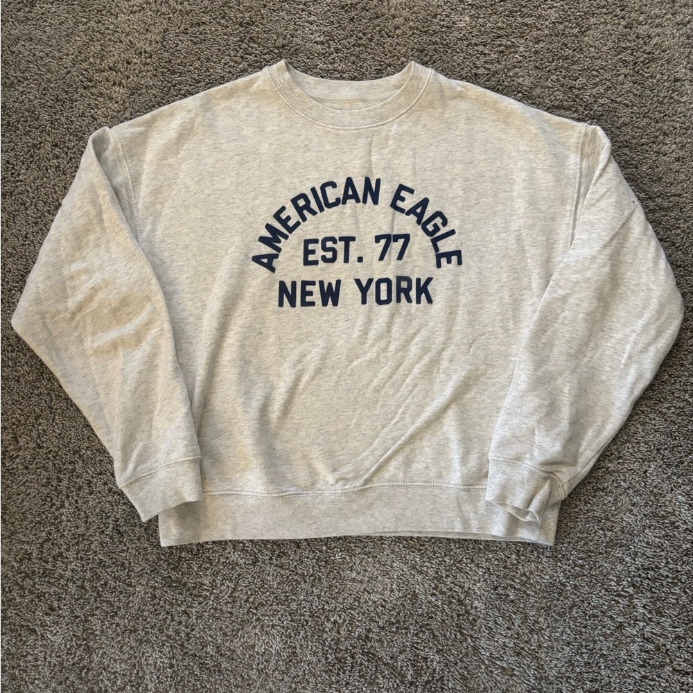 American Eagle Outfitters Women’s Light Gray Crewneck Sweatshirt Size XS